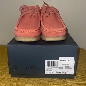 For Sale! WALLABEE Clay Vert Argile